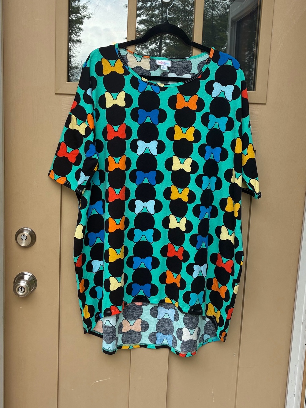 LuLaRoe Irma Tee Disney Minnie Mouse Green with Multicolored Bows Women's XL